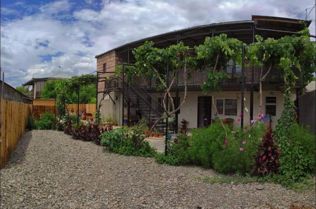 Akhaltsikhe Hotel “Sunny House” Екстериор снимка